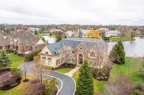 435 Winfield Ln, Inverness, IL 60010