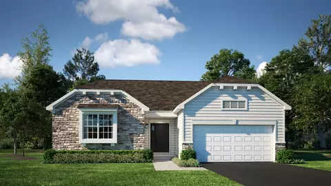 520 N Oak St, Hinckley, IL 60520