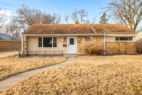 2524 Locust Rd, Homewood, IL 60430
