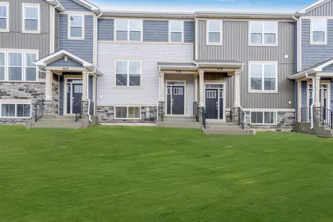 416 Red Oak Cir, Volo, IL 60020