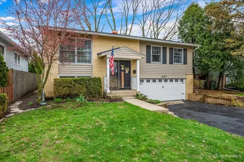 647 N Ridgemoor Ave, Mundelein, IL 60060
