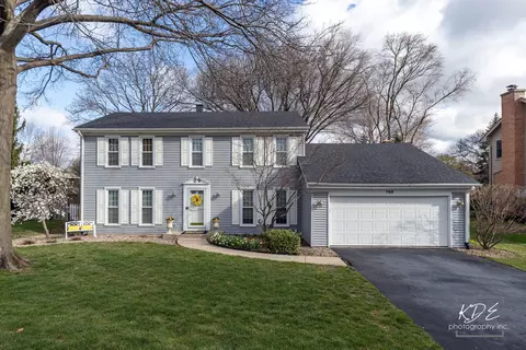 705 Timber Trail Dr, Naperville, IL 60565