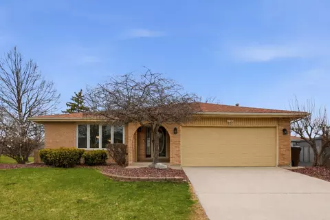 8512 170th Pl, Tinley Park, IL 60487
