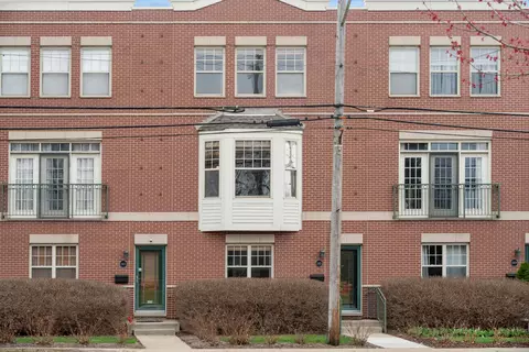 2411 N 75th Ave, Elmwood Park, IL 60707
