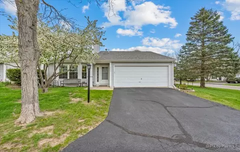 3202 Lynette Ln, Island Lake, IL 60042
