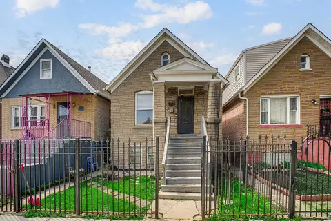 852 N Harding Ave, Chicago, IL 60651