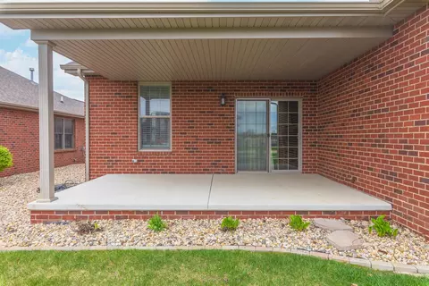 Exterior - 1404 Monterey Pine Dr, Normal, IL 61761 photo 2 of 4