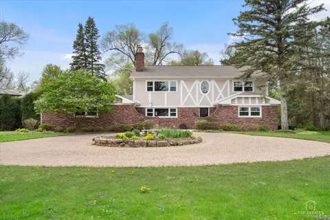 3620 Lawson Rd, Glenview, IL 60026