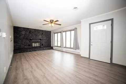 Living - 307 Illini Dr, Minooka, IL 60447 photo 1 of 2