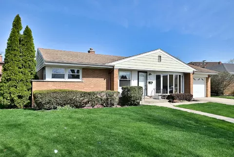 8016 W Leland Ave, Norridge, IL 60706