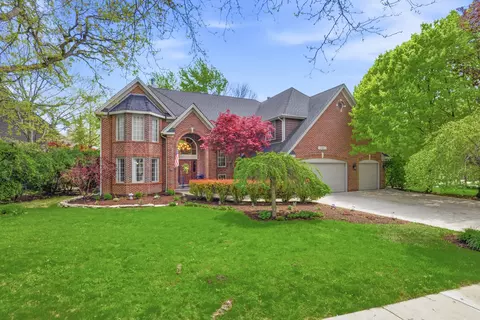1399 Medinah Dr, Itasca, IL 60143