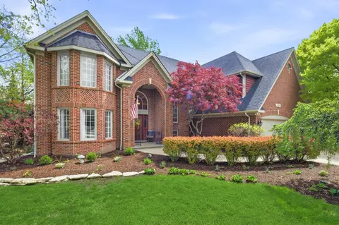 Exterior - 1399 Medinah Dr, Itasca, IL 60143 photo 2 of 6