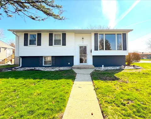 347 E Center St, Glenwood, IL 60425