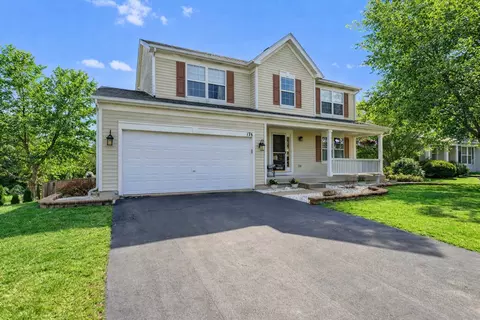 176 Woodland Park Cir, Gilberts, IL 60136