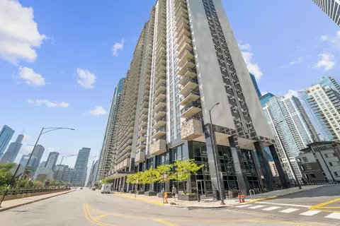 400 E Randolph St #2225, Chicago, IL 60601