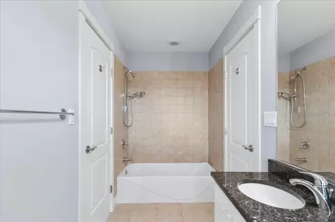 Bath - 4549 E Larch Ave, Glenview, IL 60025 photo 5 of 5