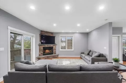 Living - 4549 E Larch Ave, Glenview, IL 60025 photo 2 of 2