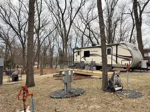 10-72 Woodhaven Lks, Sublette, IL 61367