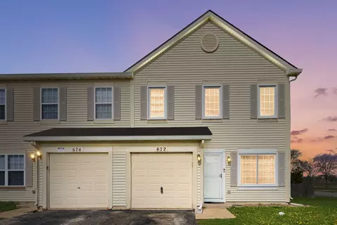 672 Edward Dr, Romeoville, IL 60446