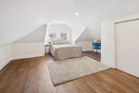 Bedroom - 5604 N Mango Ave, Chicago, IL 60646 photo 3 of 4