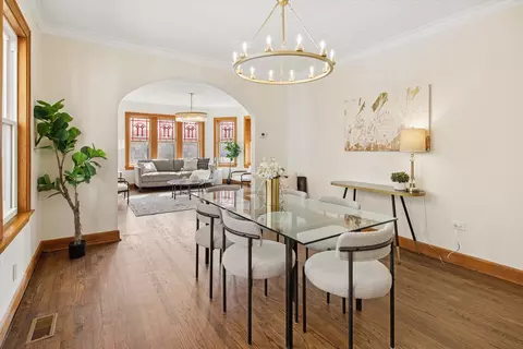 Dining - 5604 N Mango Ave, Chicago, IL 60646 photo 1 of 2