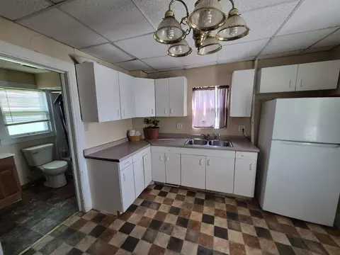 Kitchen - 1202 17 Ave, Viola, IL 61486 photo 1 of 4