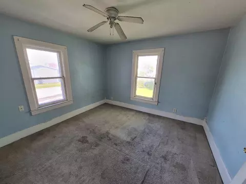 Bedroom - 1202 17 Ave, Viola, IL 61486 photo 2 of 4