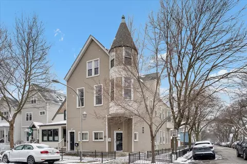 3058 N Hoyne Ave #2F, Chicago, IL 60618