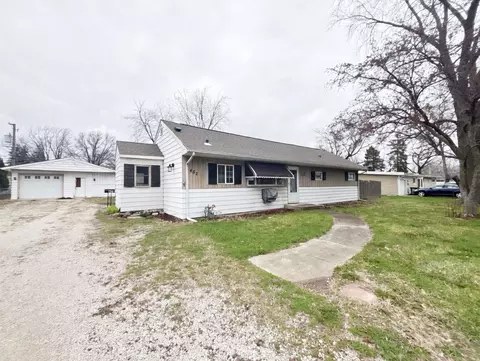 17 W452 Butterfield Rd, Villa Park, IL 60181