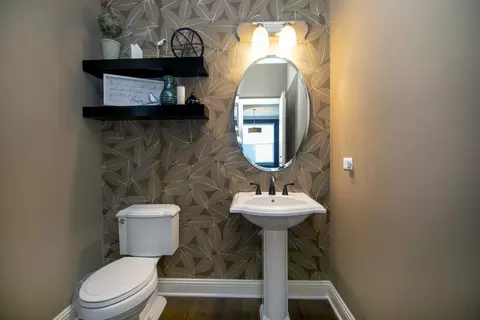 Bath - 1962 Stapleton Rd, New Lenox, IL 60451 photo 1 of 6