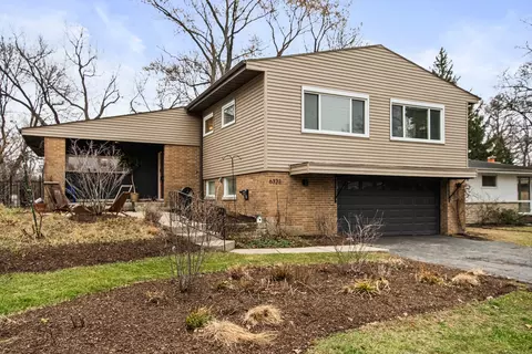 6323 N Kirkwood Ave, Chicago, IL 60646