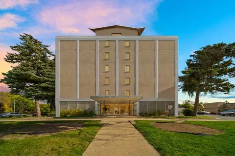 5975 N Odell Ave #5C, Chicago, IL 60631