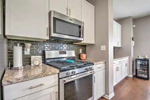 Kitchen - 231 Sweetbriar Ct, Lowell, IN 46356 photo 5 of 6