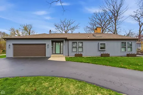 581 Hill St, Highland Park, IL 60035