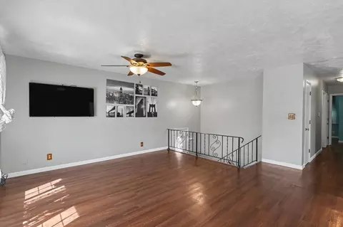 Living - 1704 Fort Jesse Rd, Normal, IL 61761 photo 2 of 4