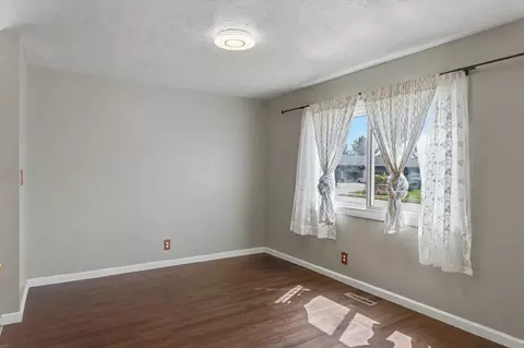 Living - 1704 Fort Jesse Rd, Normal, IL 61761 photo 4 of 4