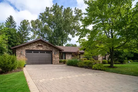 26587 N Cherrywood Ln, Wauconda, IL 60084