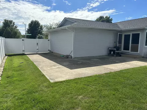 Exterior - Undisclosed, Hoffman Estates, IL 60192 photo 1 of 2