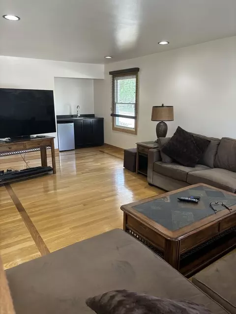 Living - Undisclosed, Hoffman Estates, IL 60192 photo 1 of 1