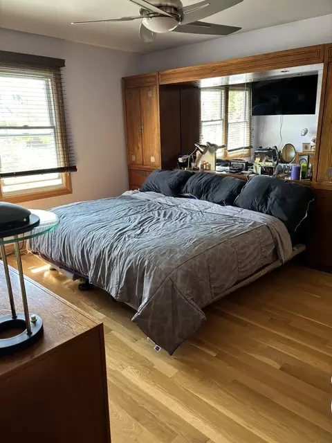 Bedroom - Undisclosed, Hoffman Estates, IL 60192 photo 2 of 4