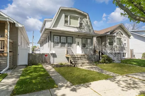 3636 N Osceola Ave, Chicago, IL 60634