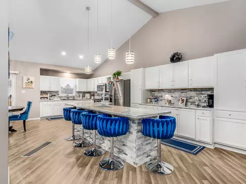 Kitchen - 1811 Cumberland Dr, Plainfield, IL 60586 photo 1 of 8