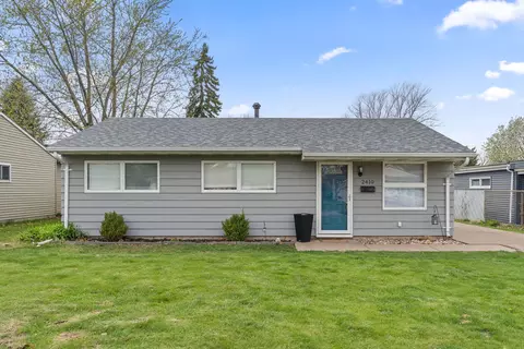 2410 N Michigan Ave, Davenport, IA 52804
