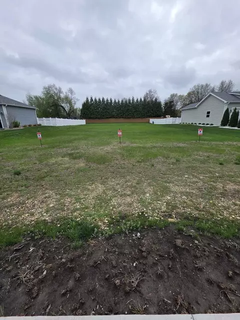 25233 Town Center Cir, Channahon, IL 60410