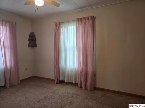 Bedroom - 1741 Linn St, Hamilton, IL 62341 photo 5 of 6