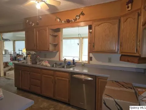 Kitchen - 1741 Linn St, Hamilton, IL 62341 photo 1 of 3