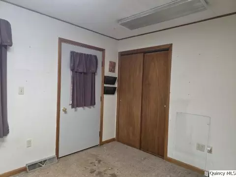 Bedroom - 1741 Linn St, Hamilton, IL 62341 photo 3 of 6