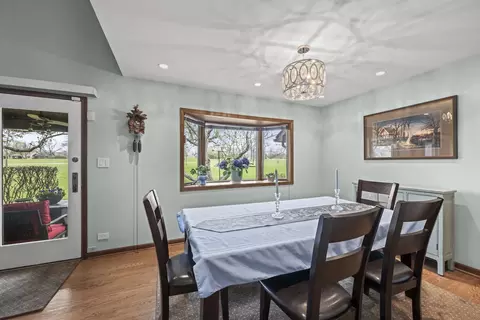 Dining - 1760 Pebble Beach Dr, Hoffman Estates, IL 60169 photo 1 of 2