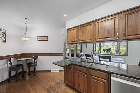 Kitchen - 1760 Pebble Beach Dr, Hoffman Estates, IL 60169 photo 3 of 3