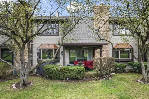 Exterior - 1760 Pebble Beach Dr, Hoffman Estates, IL 60169 photo 3 of 3